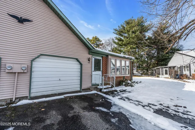$190,000 | 12 B Juniper Lane, Unit 50, Whiting, NJ 08759