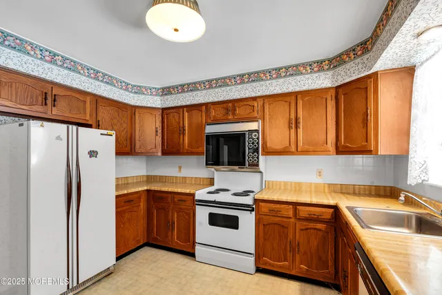 $190,000 | 12 B Juniper Lane, Unit 50, Whiting, NJ 08759