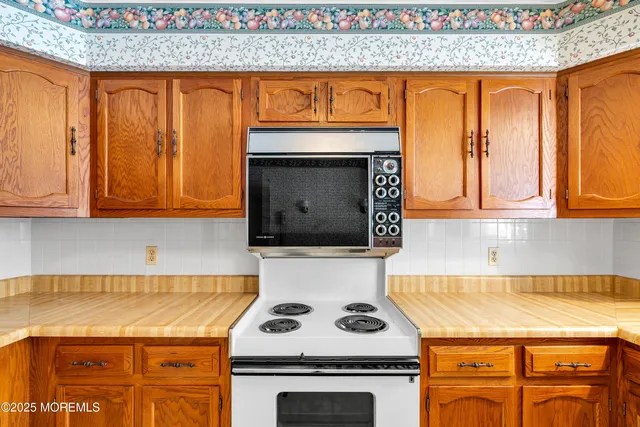 $190,000 | 12 B Juniper Lane, Unit 50, Whiting, NJ 08759