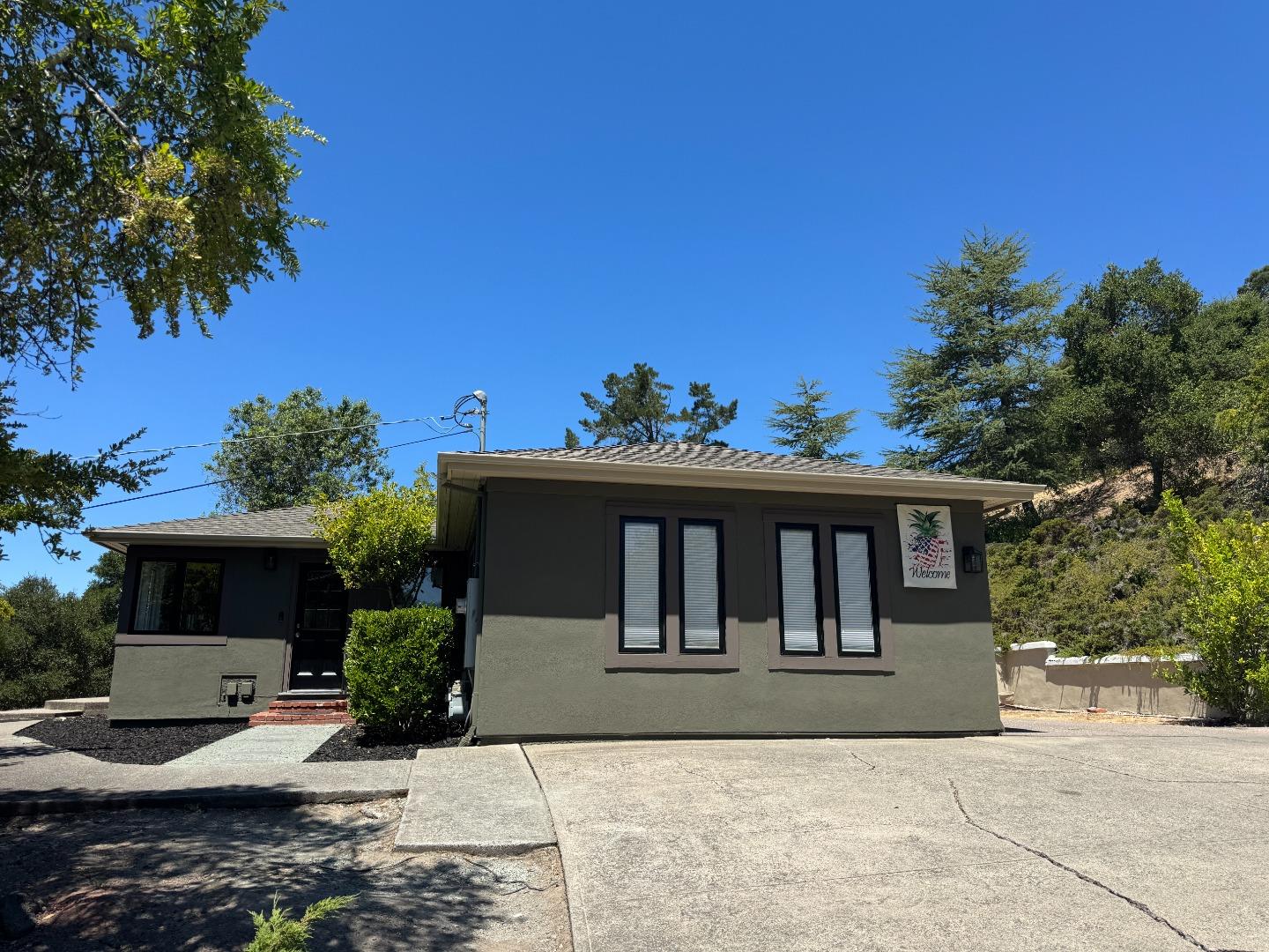 87 Tara Road Orinda, CA 94563 - Photo 3 of 29 Gallery Image 3