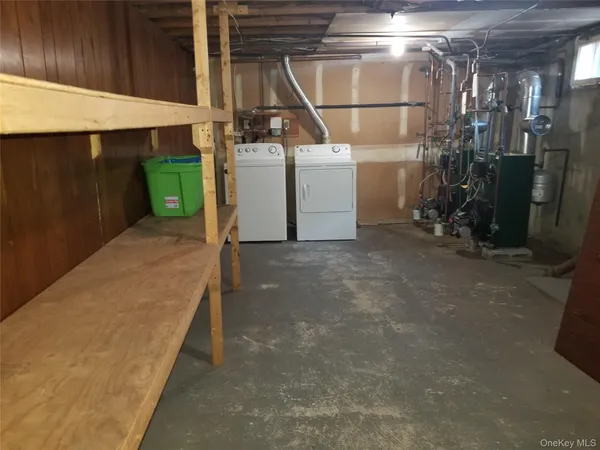 $3,750 | 74 Ashwood Road, Unit 1, Port Washington, NY 11050