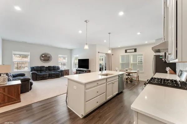 $479,900 | 3694 Reddington Circle, Elgin, IL 60124