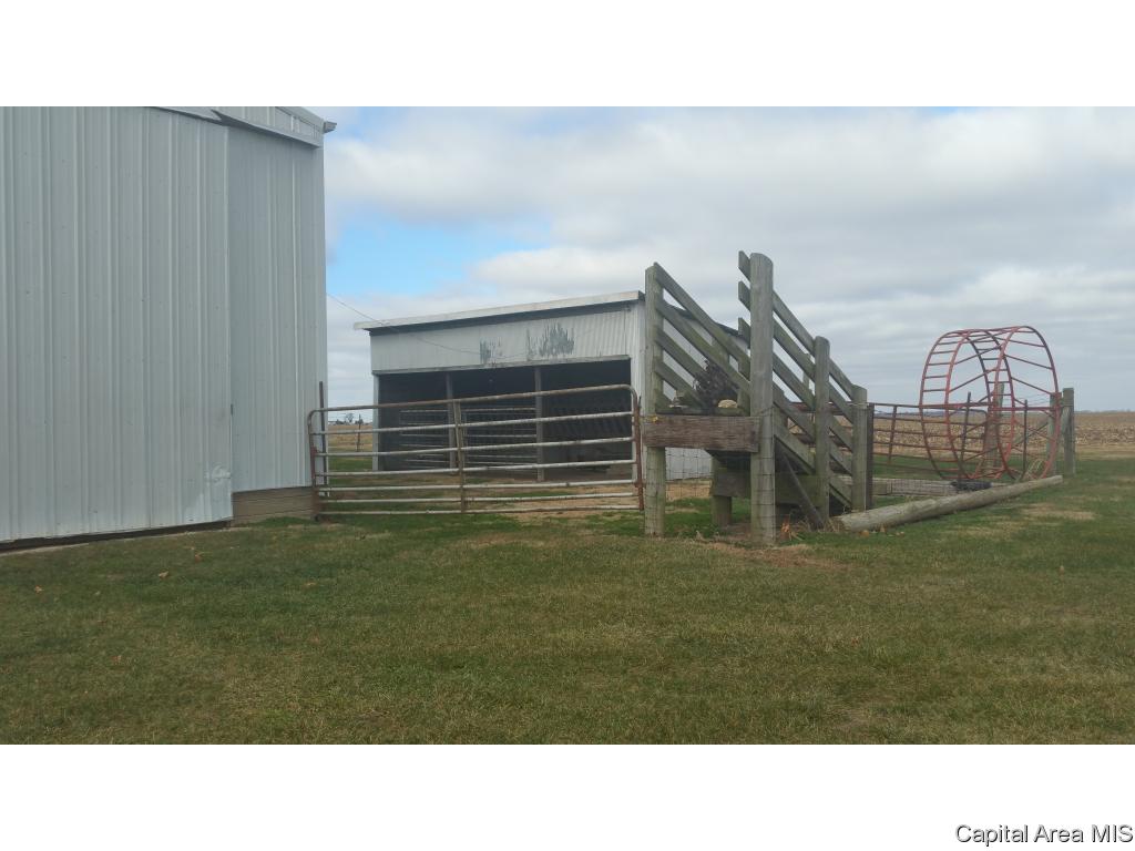 497 East Montgomery Road Divernon, IL 62530 - Photo 20 of 23