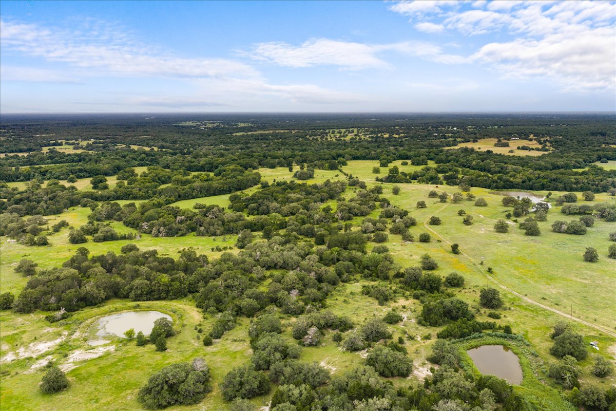 8413 Mach Road La Grange, TX 78945 - Photo 32 of 40