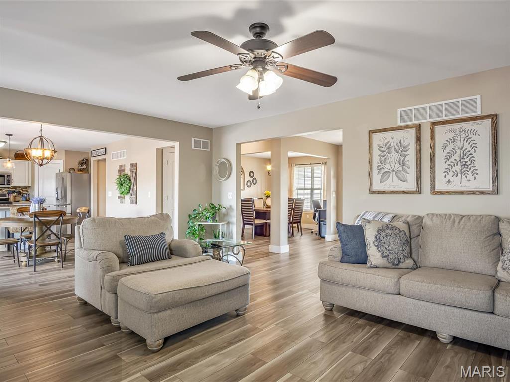 831 Sheridan Lane Waterloo, IL 62298 - Photo 8 of 46