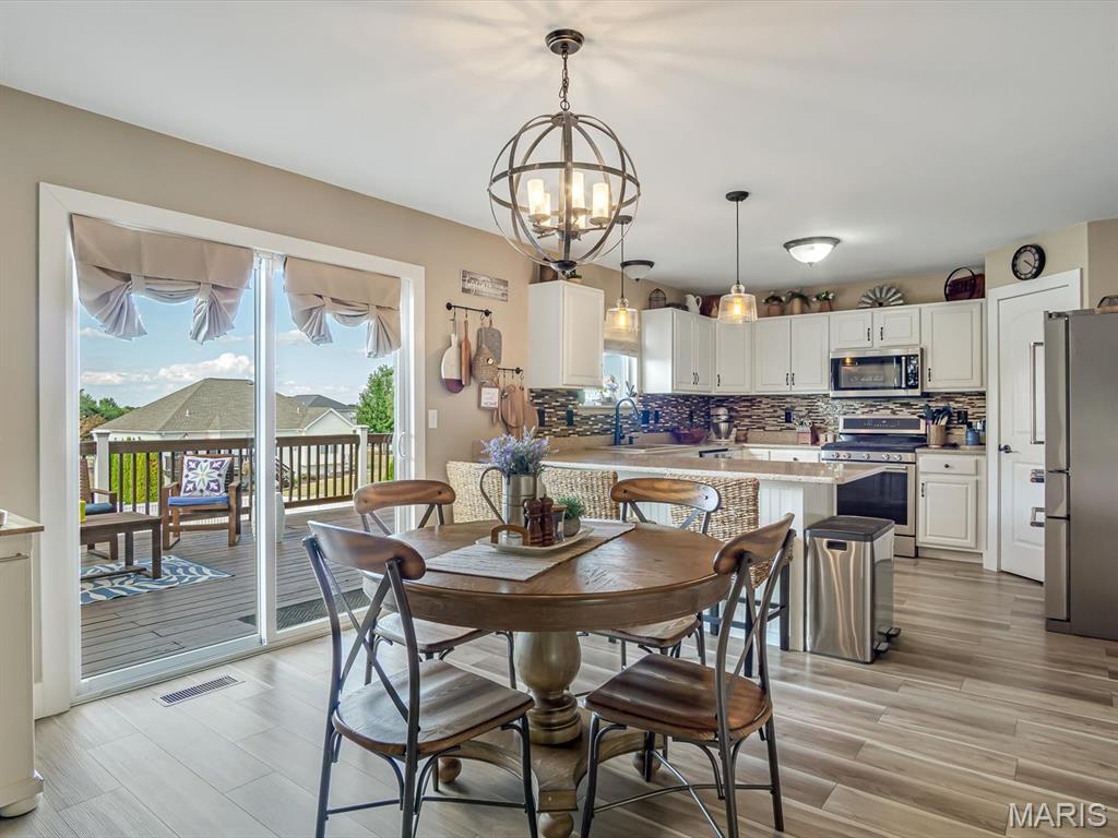 831 Sheridan Lane Waterloo, IL 62298 - Photo 10 of 46