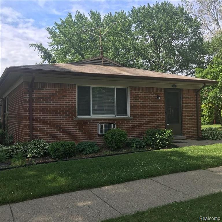2401 West 13 Mile Road Royal Oak, MI 48073 - Photo 1 of 8