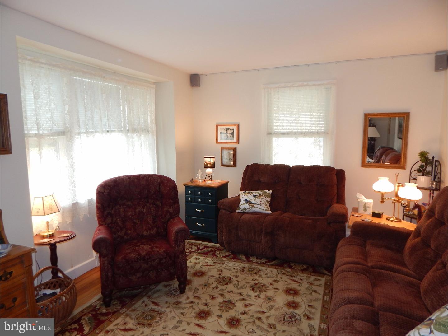 62 Kuser Road Hamilton, NJ 08619 - Photo 3 of 23 Living Room