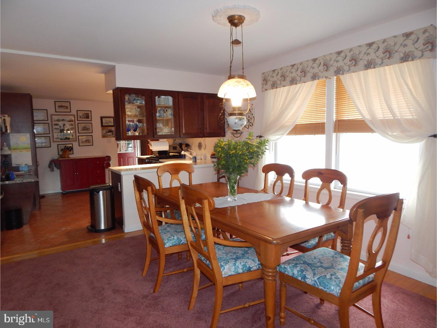62 Kuser Road Hamilton, NJ 08619 - Photo 7 of 23 Dining Room