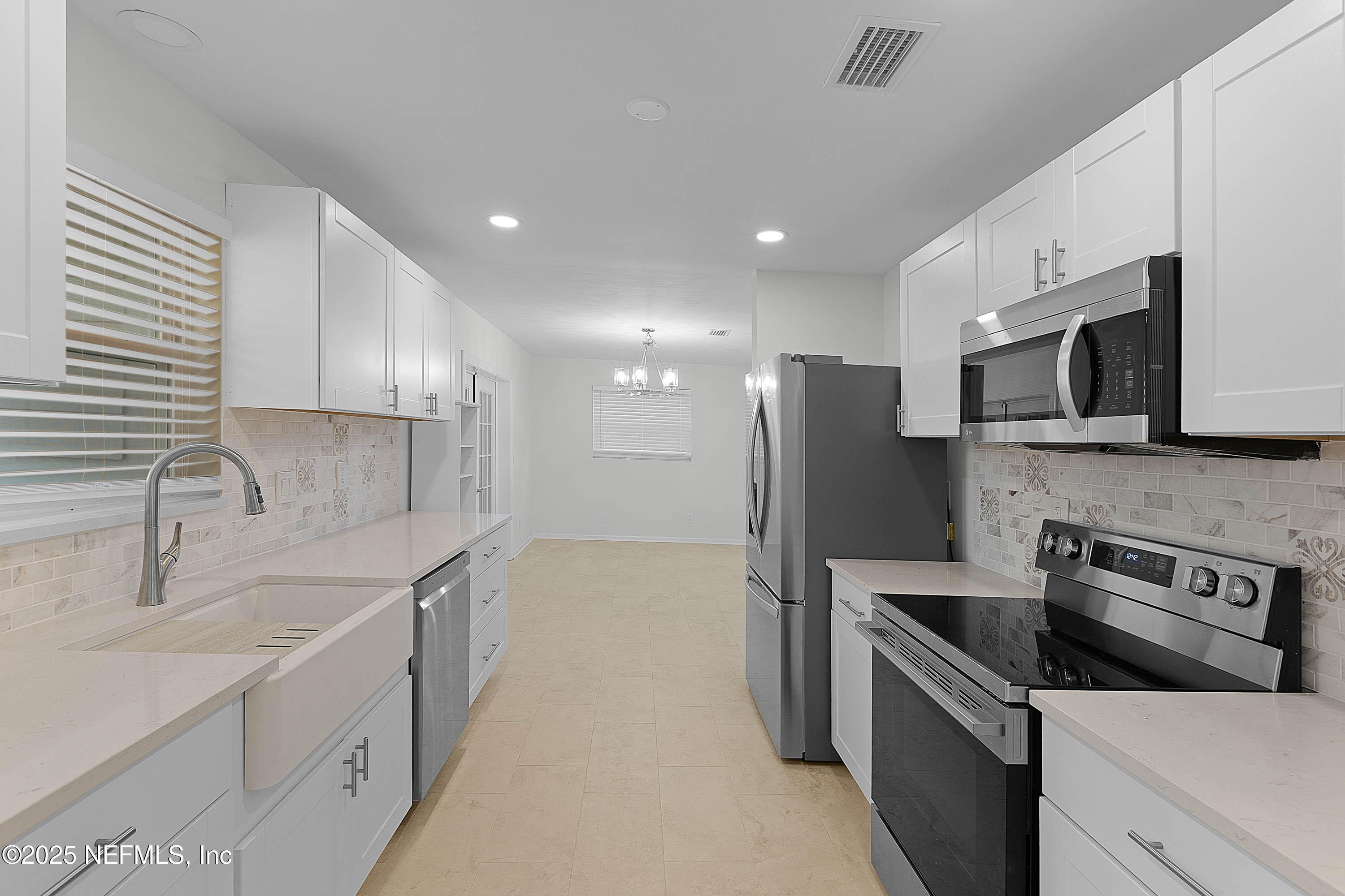10553 Hemming Road Jacksonville, FL 32225 - Photo 12 of 34 Kitchen