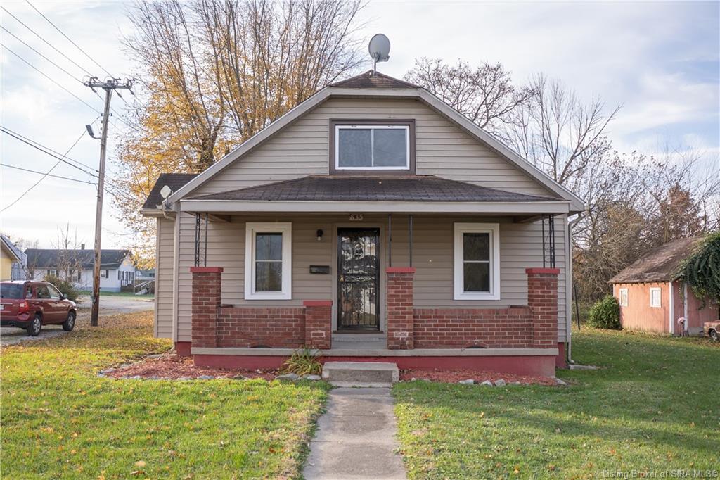 835 Allen Street Scottsburg, IN 47170 - Photo 1 of 35