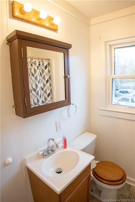 835 Allen Street Scottsburg, IN 47170 - Photo 17 of 35