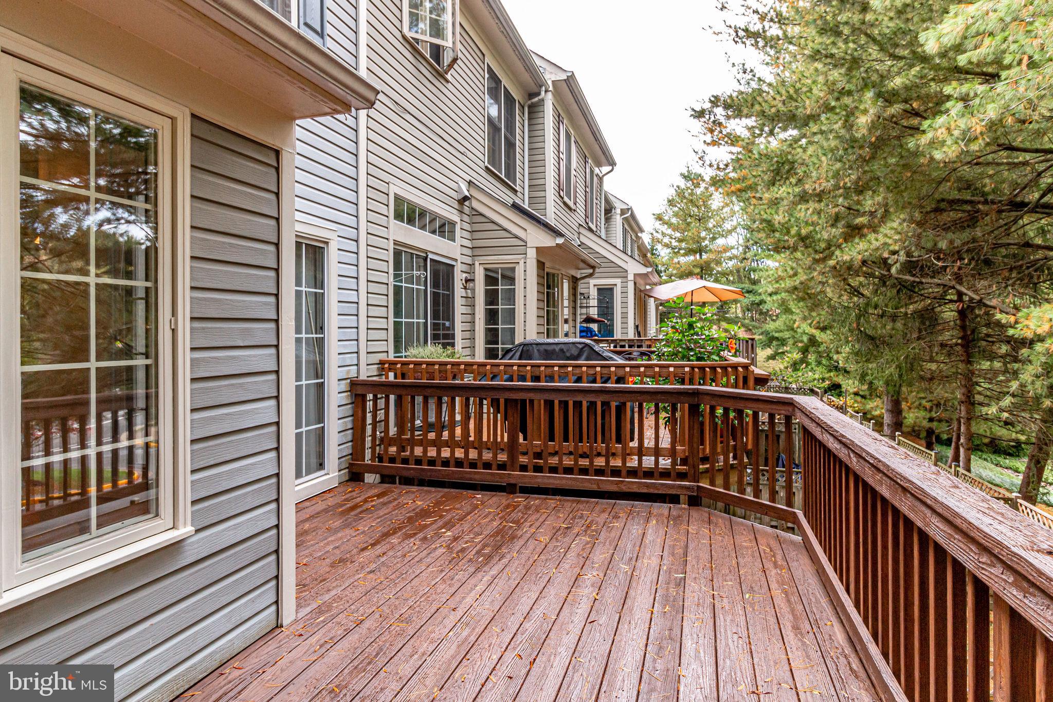 3600 Ransom Place Alexandria, VA 22306 - Photo 19 of 54 Large deck