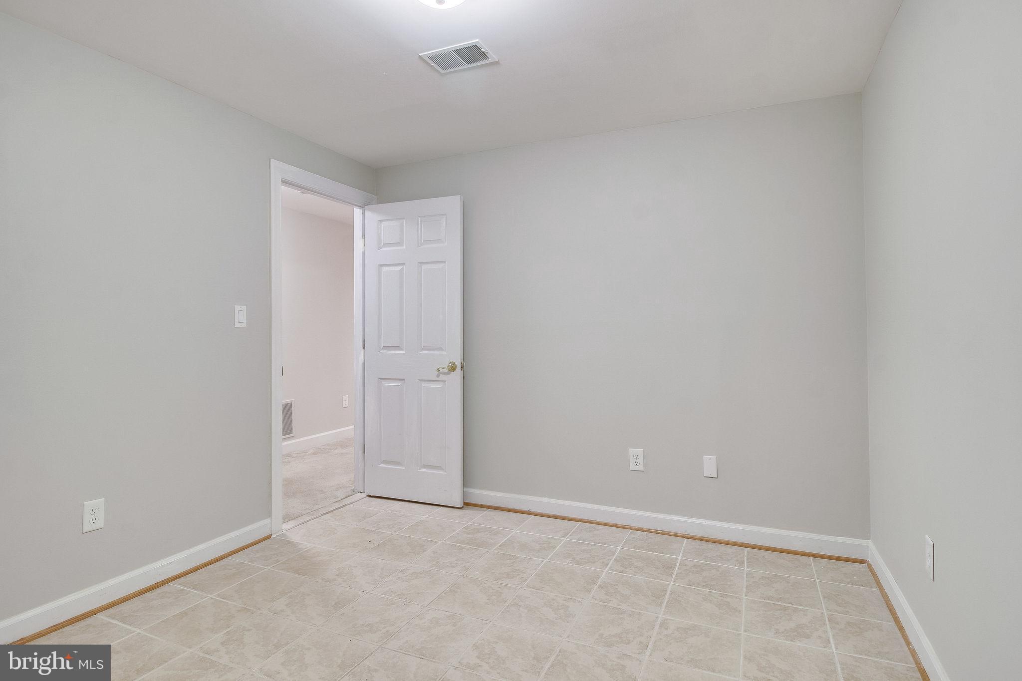 3600 Ransom Place Alexandria, VA 22306 - Photo 38 of 54 Optional 3rd Bedroom/Office/Virtual Schooling