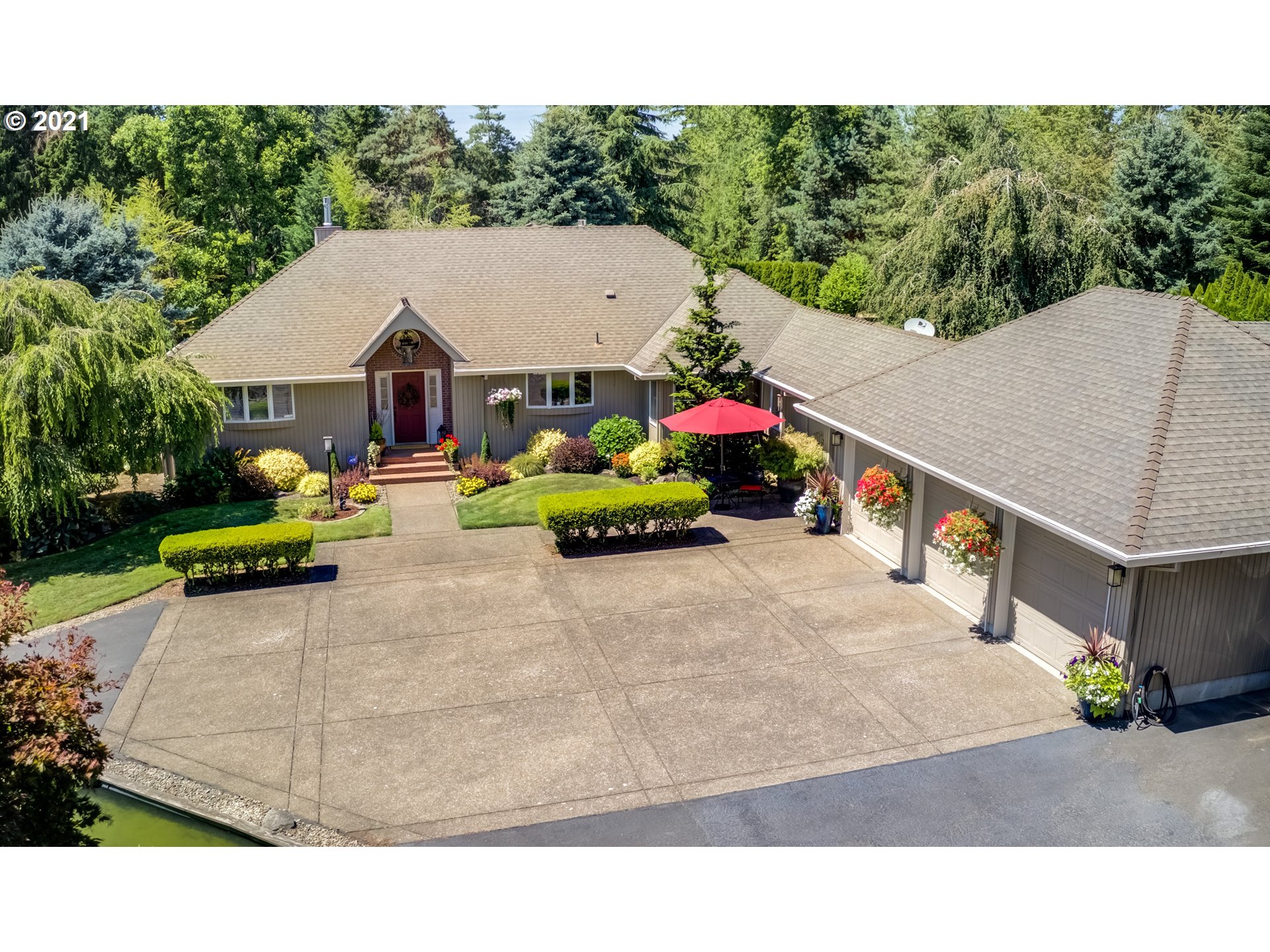 28445 Southwest Grahams Ferry Road Wilsonville, OR 97070 - Photo 1 of 32 Gallery Image 1