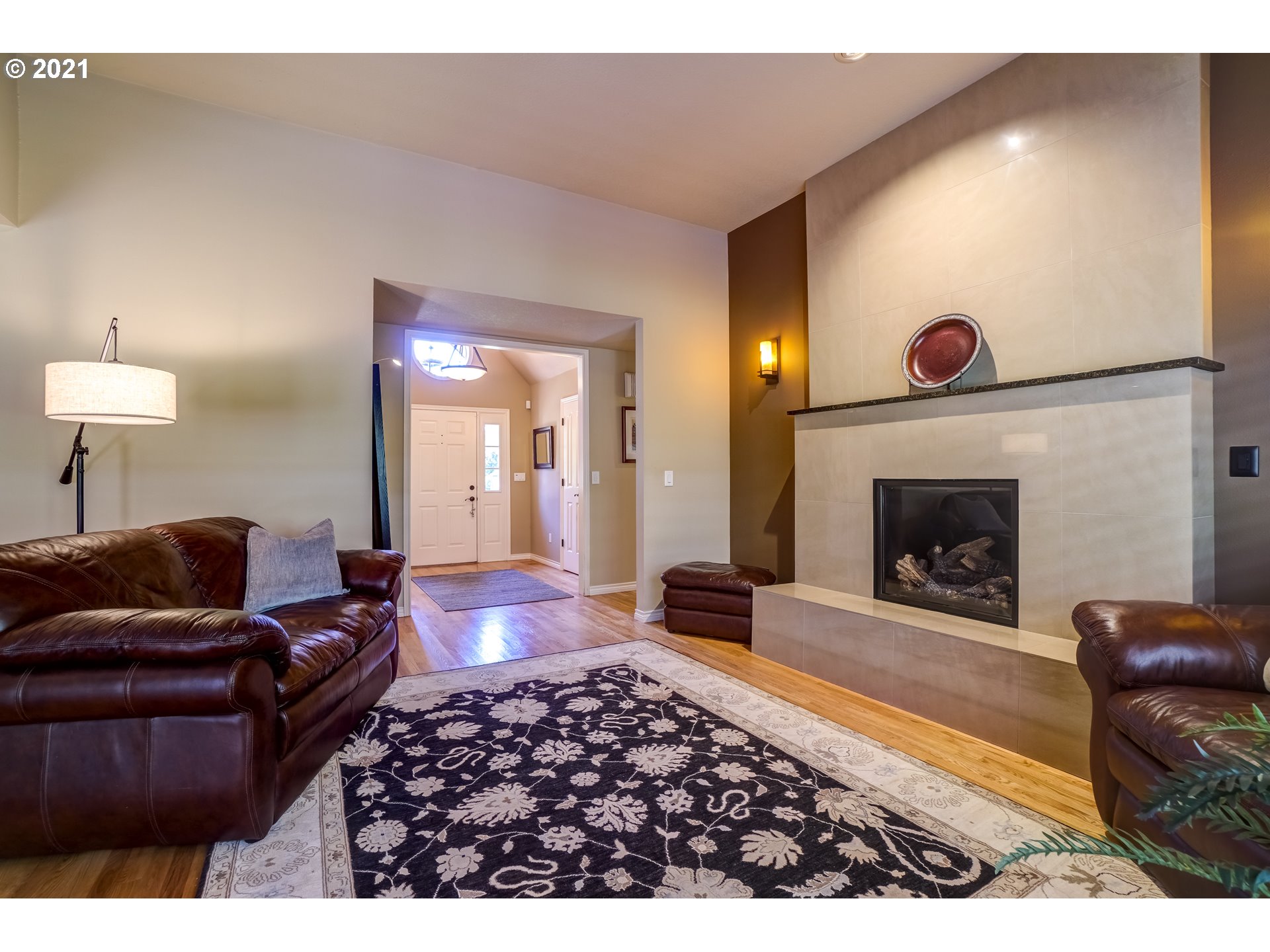 28445 Southwest Grahams Ferry Road Wilsonville, OR 97070 - Photo 8 of 32 Gallery Image 8