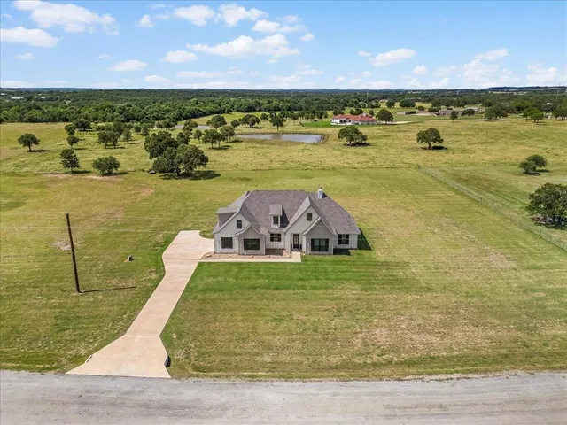 $675,000 | 108 Stafford Road, Weatherford, TX 76088