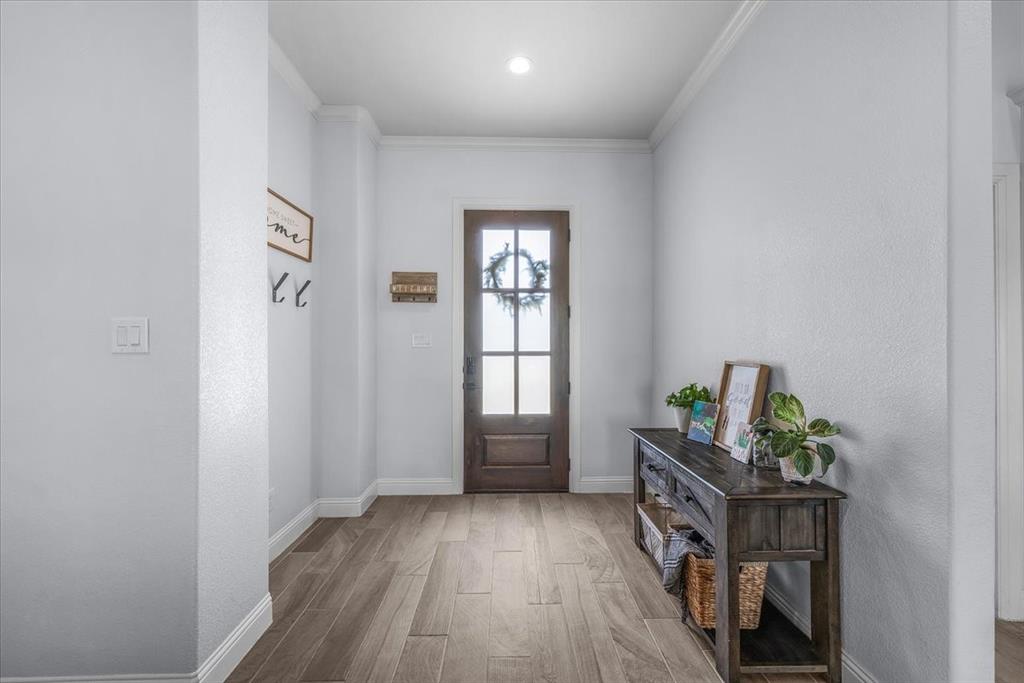 108 Stafford Road Weatherford, TX 76088 - Photo 4 of 38