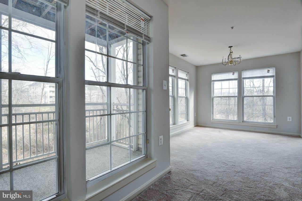 12000 Amber Ridge Circle, Unit A102 Germantown, MD 20876 - Photo 14 of 30 Dining Room