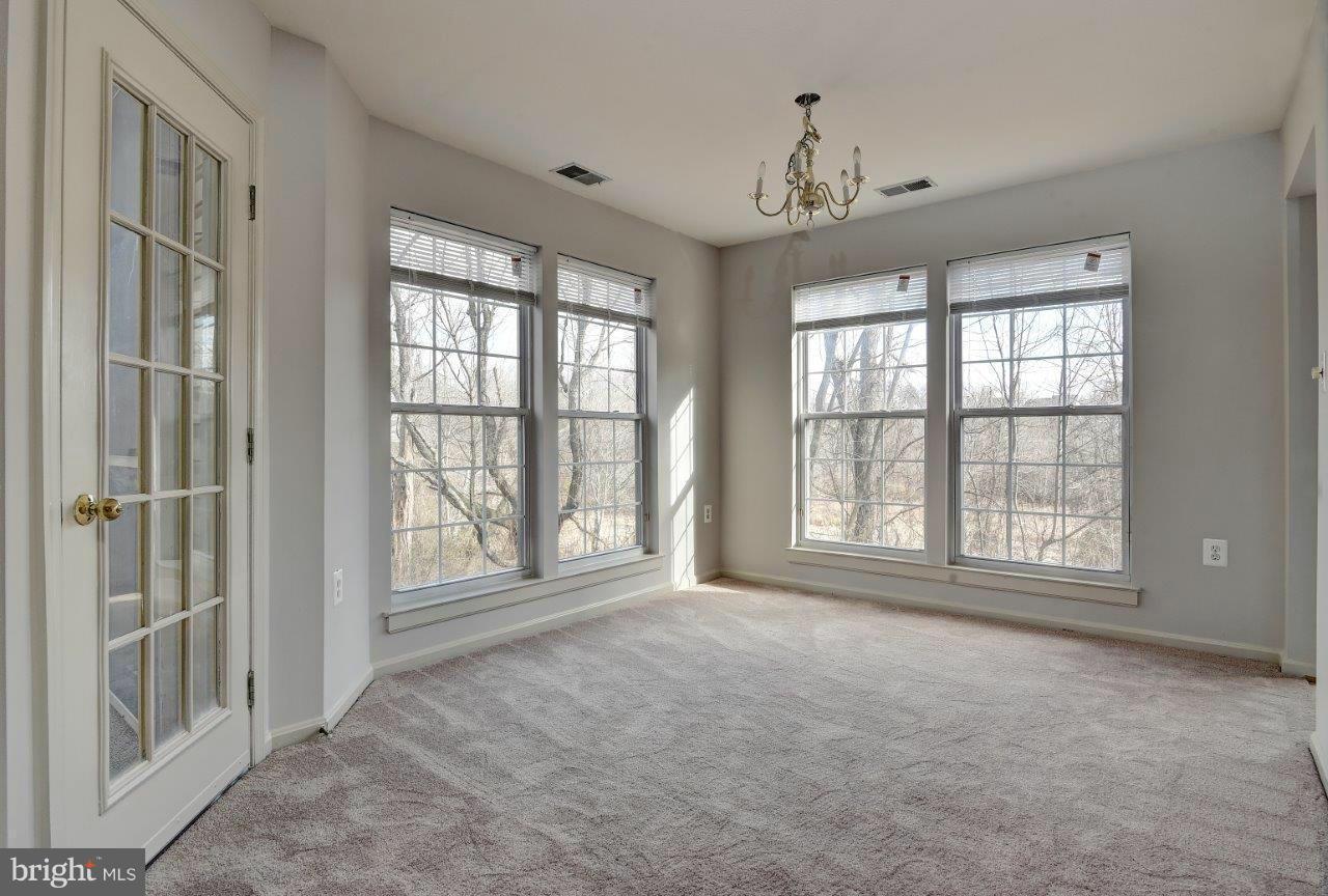 12000 Amber Ridge Circle, Unit A102 Germantown, MD 20876 - Photo 15 of 30 Dining Room