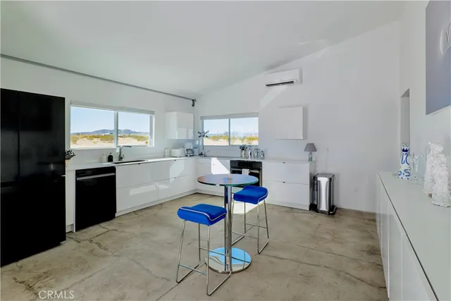 $1,475,000 | 60810 Cole Lane, Landers, CA 92285