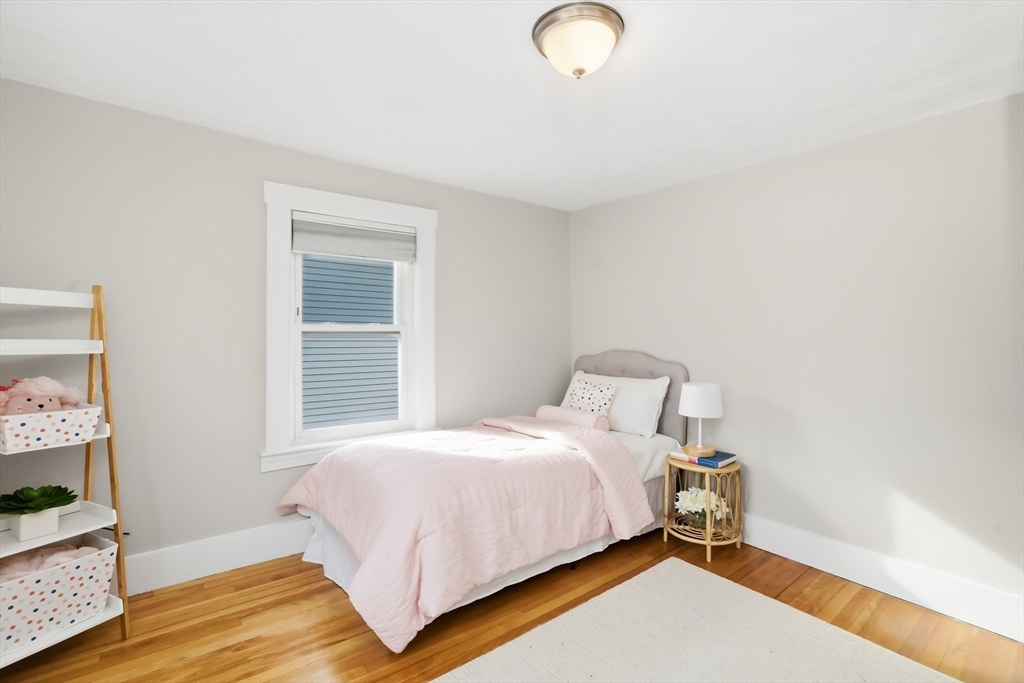 49 Spruce Street Winchester, MA 01890 - Photo 20 of 41