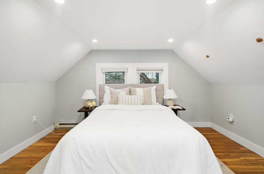 49 Spruce Street Winchester, MA 01890 - Photo 23 of 41