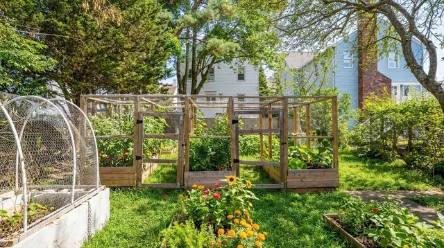 $829,000 | 49 Spruce Street, Winchester, MA 01890