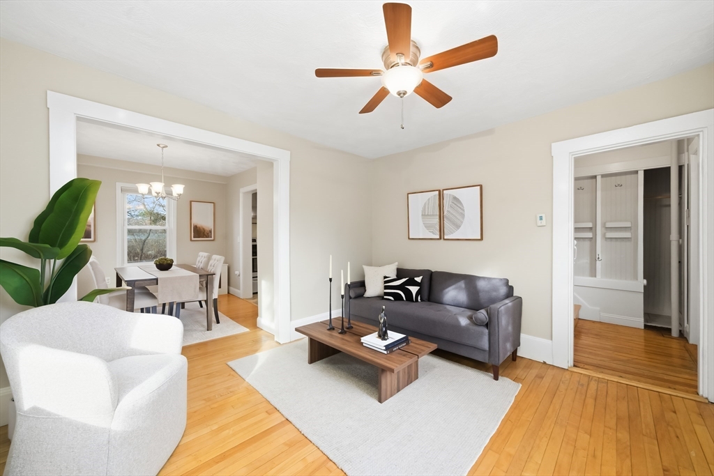 49 Spruce Street Winchester, MA 01890 - Photo 6 of 41