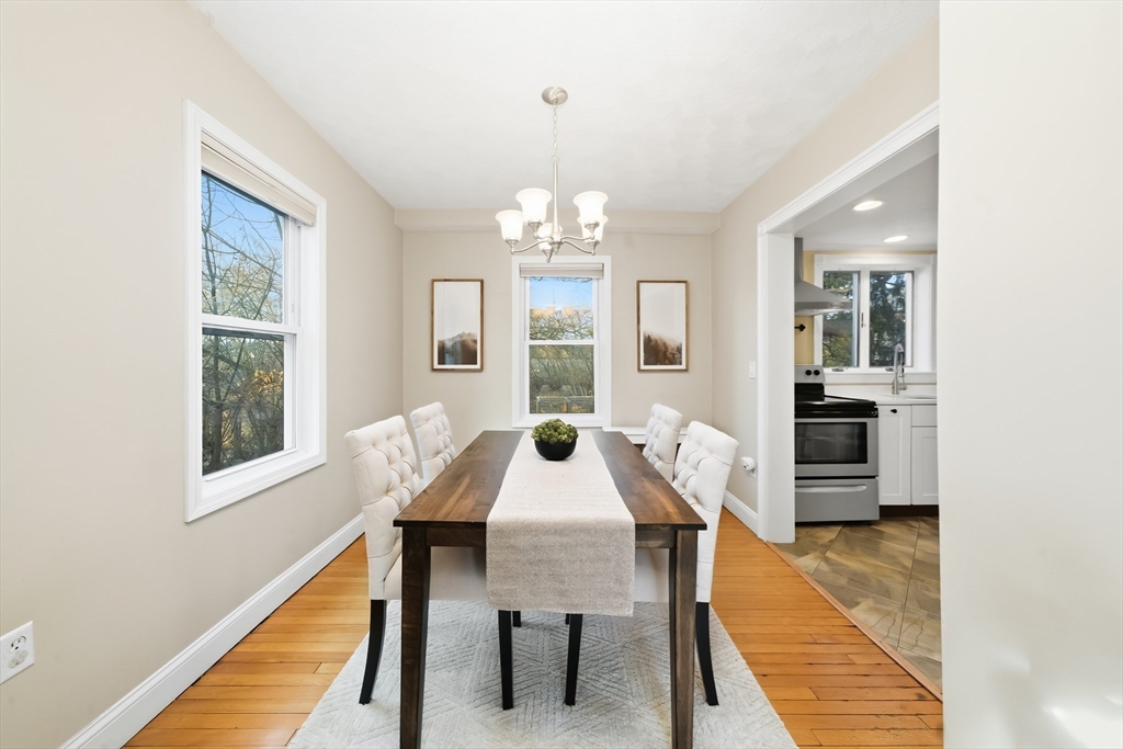 49 Spruce Street Winchester, MA 01890 - Photo 8 of 41