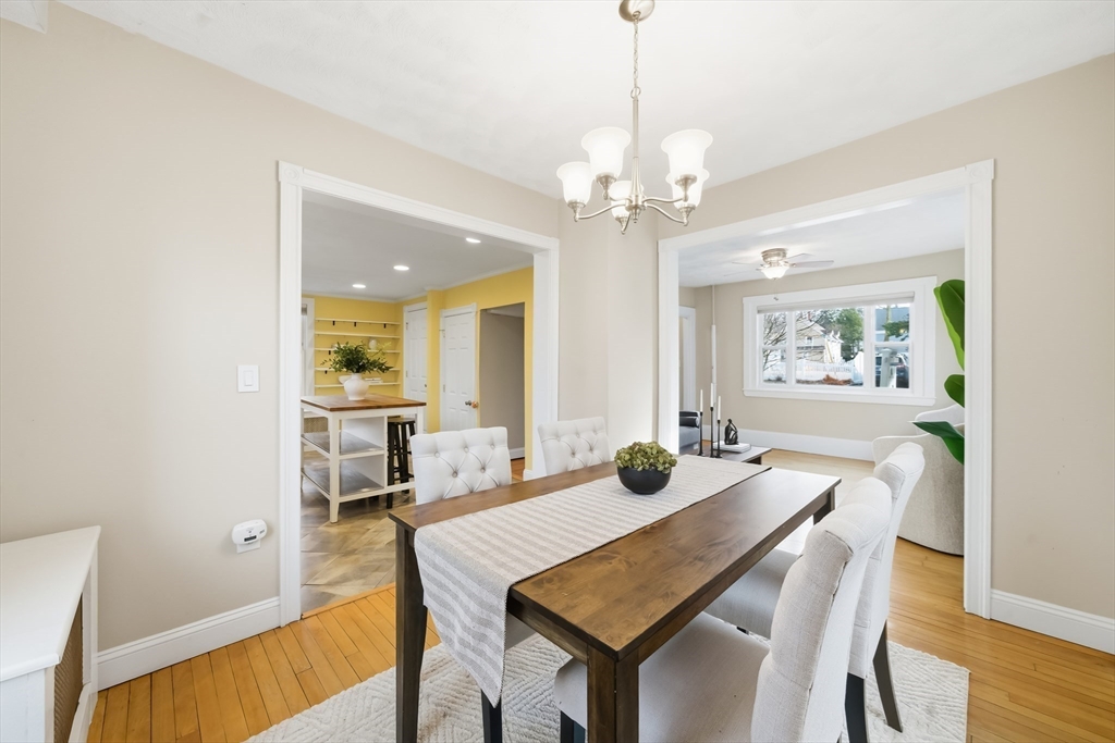 49 Spruce Street Winchester, MA 01890 - Photo 10 of 41