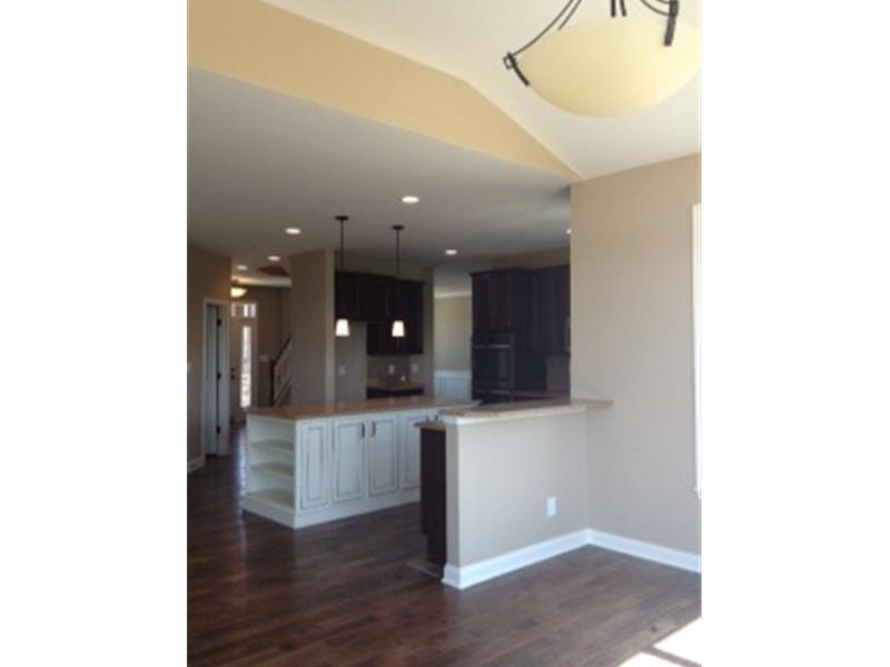 3831 Pelham Road Carmel, IN 46074 - Photo 11 of 24 Gallery Image 11