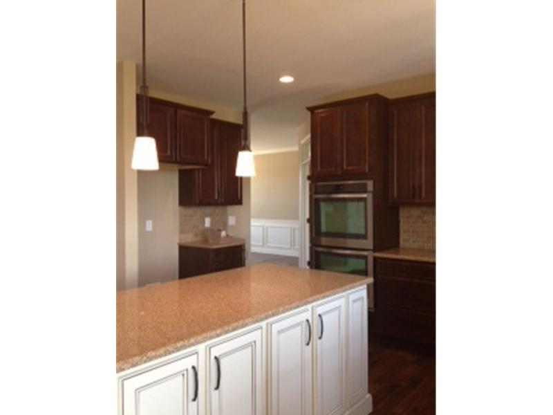 3831 Pelham Road Carmel, IN 46074 - Photo 9 of 24 Gallery Image 9