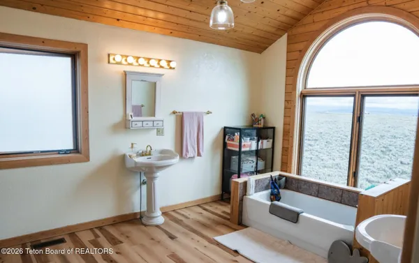 $859,000 | 4 Beaver Ridge Road, Daniel, WY 83115
