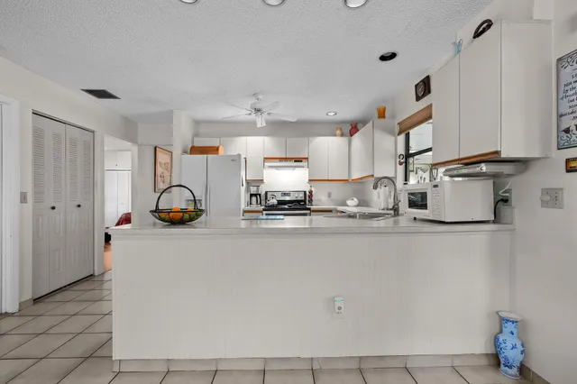 $345,000 | 1425 Northwest 28th Avenue, Delray Beach, FL 33445