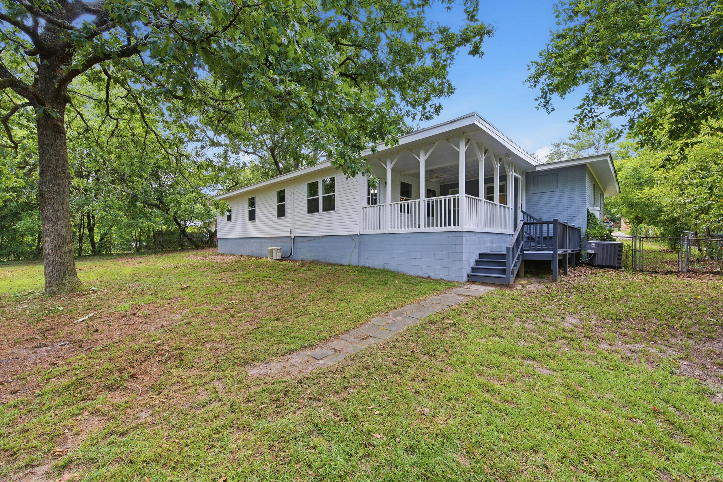 1131 Terrace Circle North Augusta, SC 29841 - Photo 10 of 37