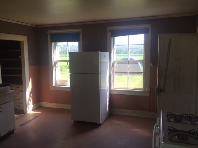 403 Stebbins Road Vernon, VT 05354 - Photo 3 of 11