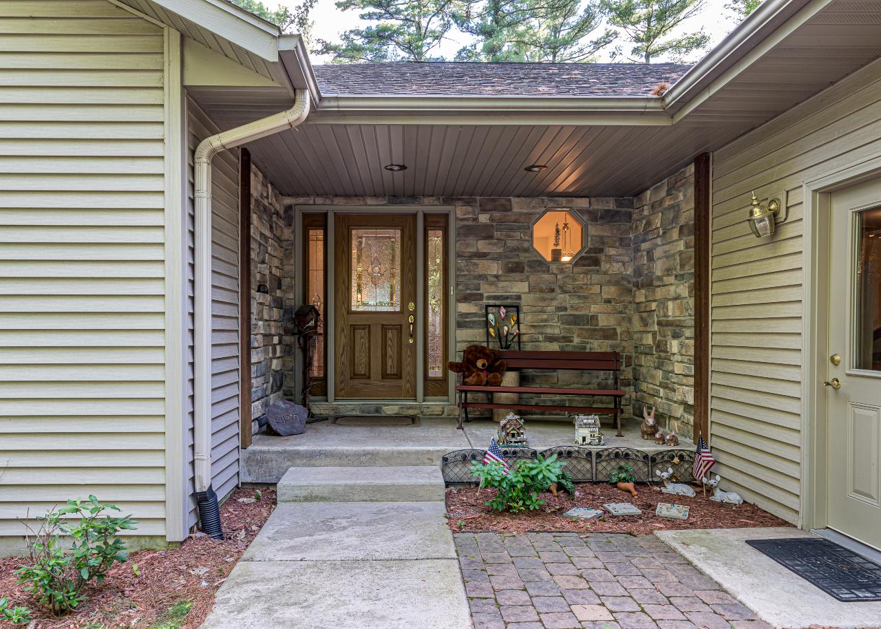 10187 Lower Kaubashine Road Hazelhurst, WI 54531 - Photo 6 of 97 Gallery Image 6