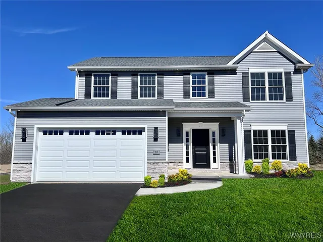 $619,900 | 5151 Bridle Path Lane, Lewiston, NY 14092