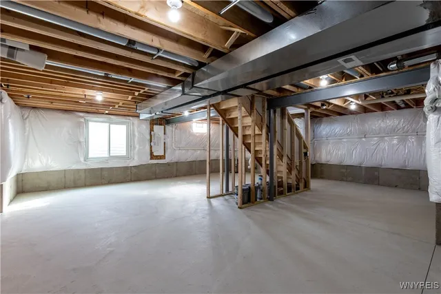 $619,900 | 5151 Bridle Path Lane, Lewiston, NY 14092