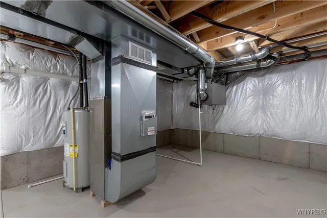 $619,900 | 5151 Bridle Path Lane, Lewiston, NY 14092