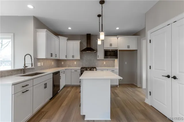 $619,900 | 5151 Bridle Path Lane, Lewiston, NY 14092