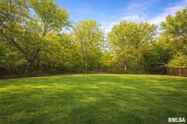 $509,900 | 6305 West Clairemont Court, Edwards, IL 61528