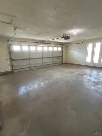 $2,200 | 1416 Grovewood Avenue, Mission, TX 78572