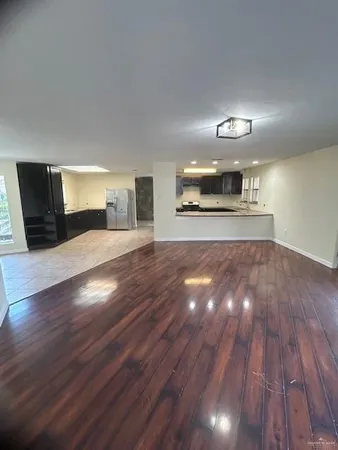$2,200 | 1416 Grovewood Avenue, Mission, TX 78572