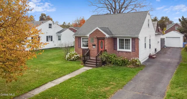 $289,900 | 138 Van Schoick Avenue, Albany, NY 12209