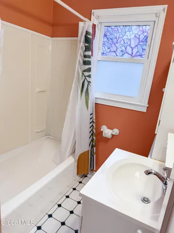 $289,900 | 138 Van Schoick Avenue, Albany, NY 12209