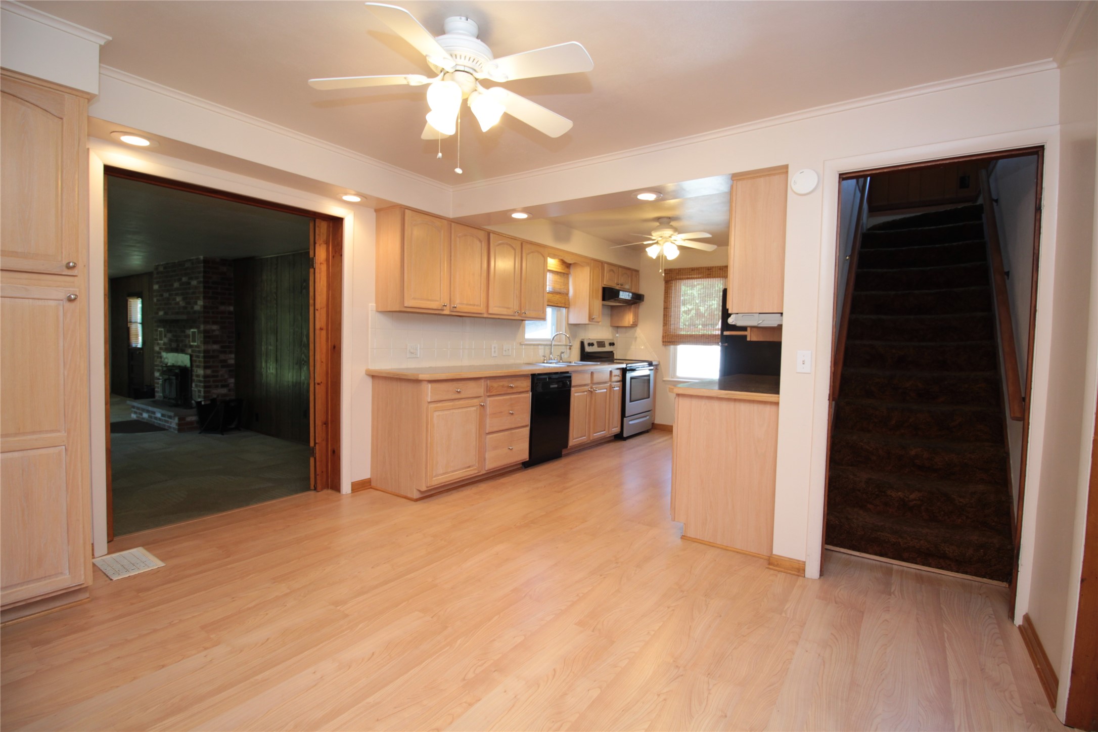 32 Wallace Road Binghamton, NY 13905 - Photo 6 of 50