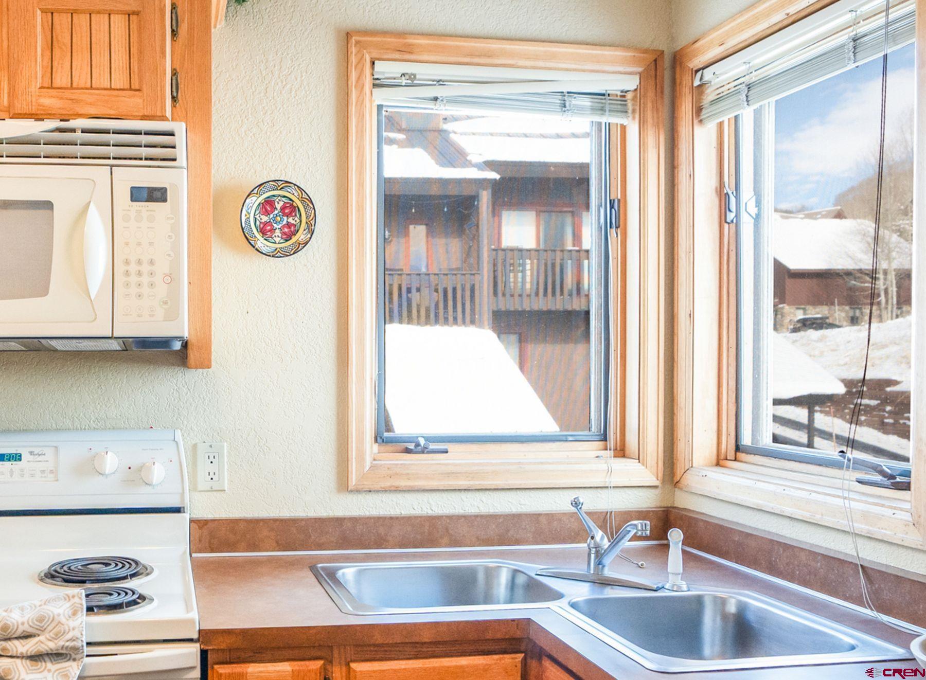 21 Castle Road, Unit 7 Crested Butte, CO 81225 - Photo 12 of 33 Gallery Image 12