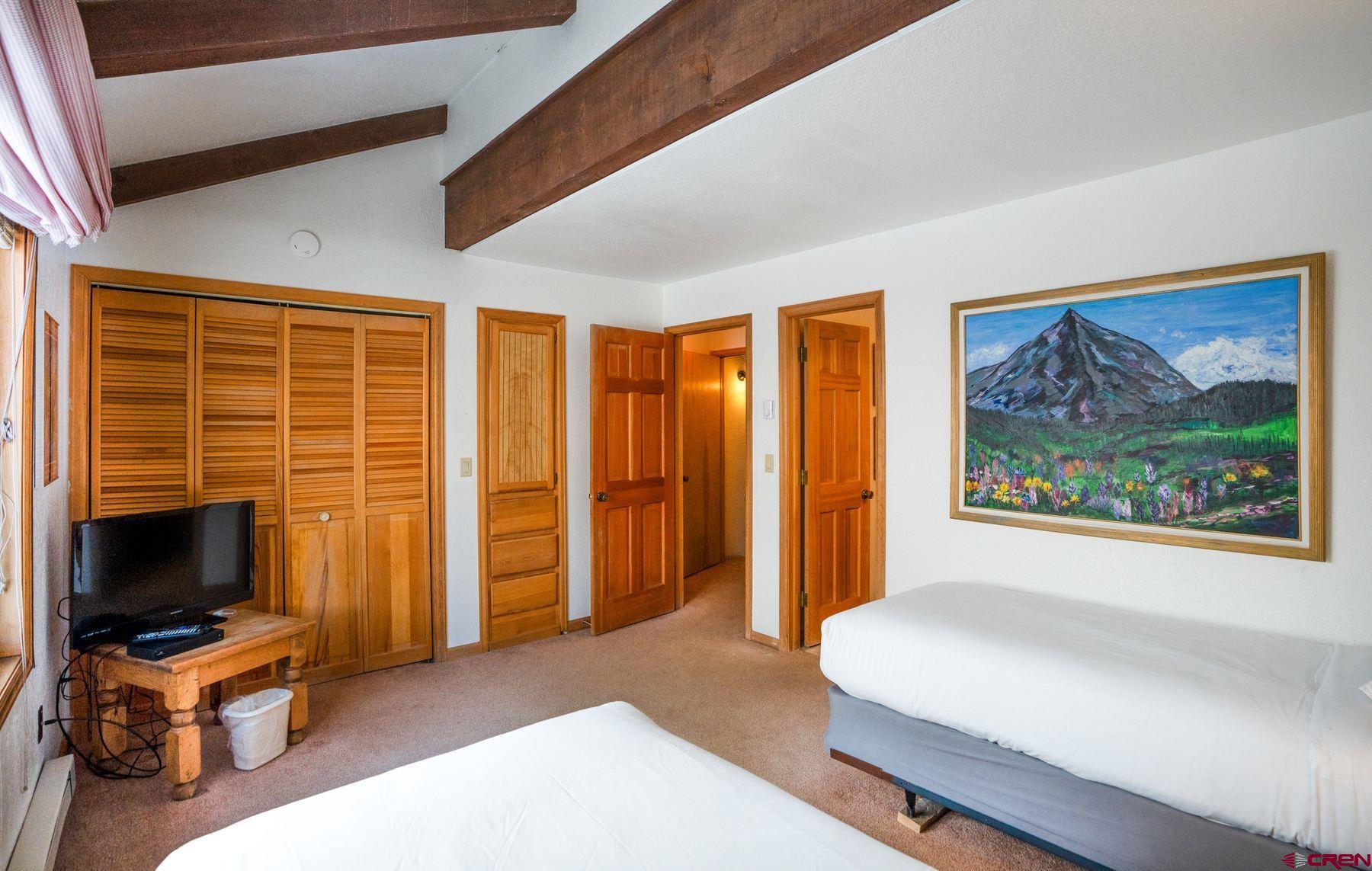 21 Castle Road, Unit 7 Crested Butte, CO 81225 - Photo 28 of 33 Gallery Image 28